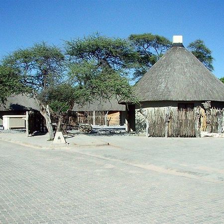ホテル Halali Camp Etosha エクステリア 写真